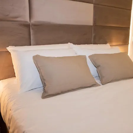 Caracciolo18 - Gb Appartement