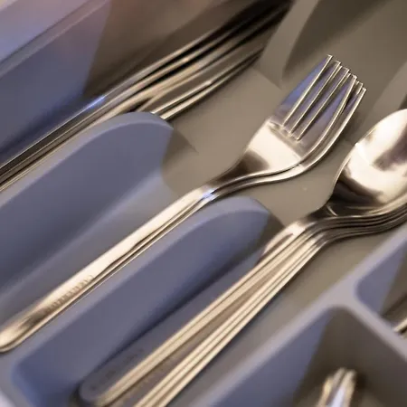 Daire Caracciolo18 - Gb