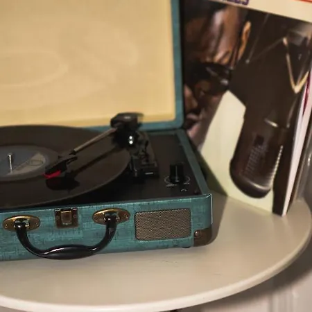 Daire Caracciolo18 - Gb